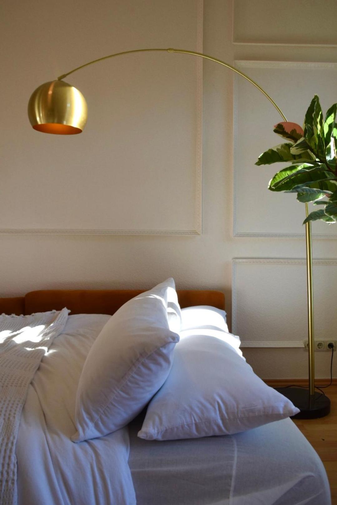 Charmanter Altbau In Schleussig Mit Balkon ライプツィヒ エクステリア 写真
